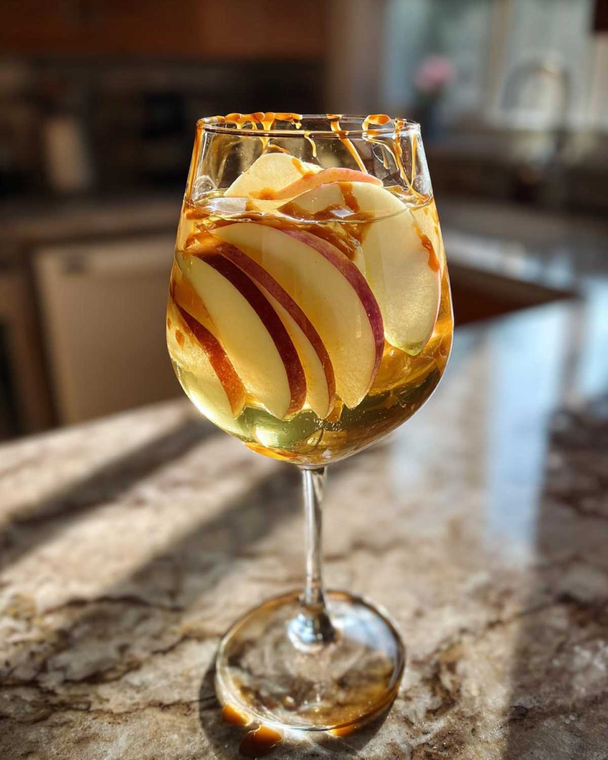 Caramel Apple Sangria - detail 2