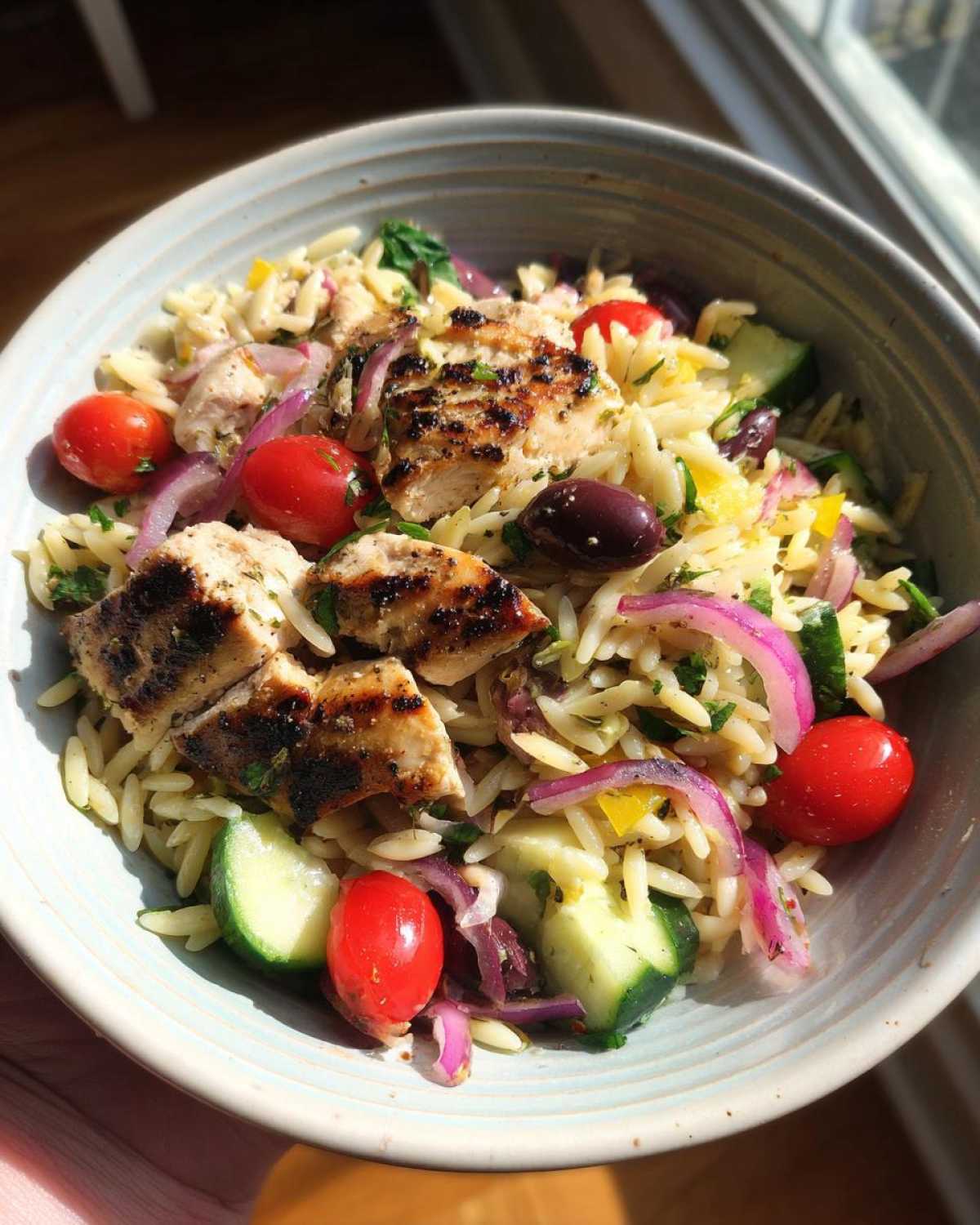Greek Orzo Salad with Lemon Chicken - detail 3