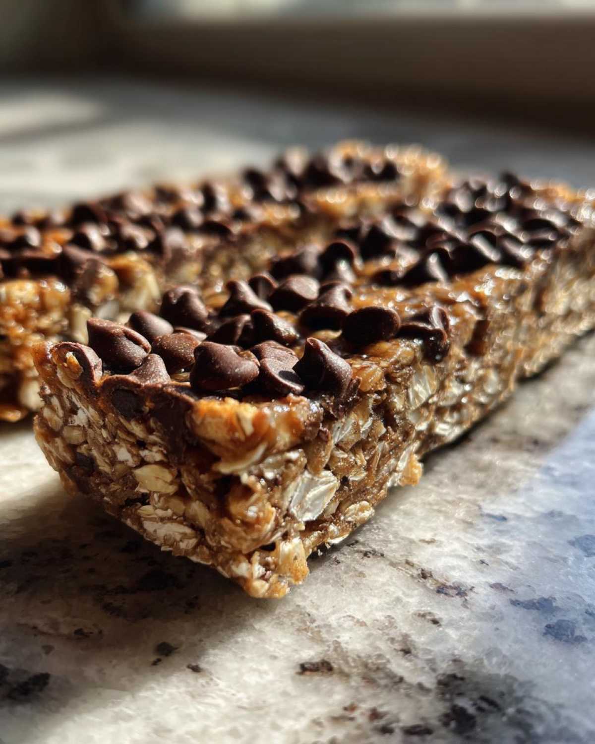 No-Bake Chocolate Chip Granola Bars - detail 4