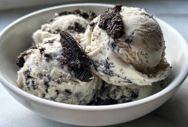 No-Churn Cookies & Cream Ice Cream