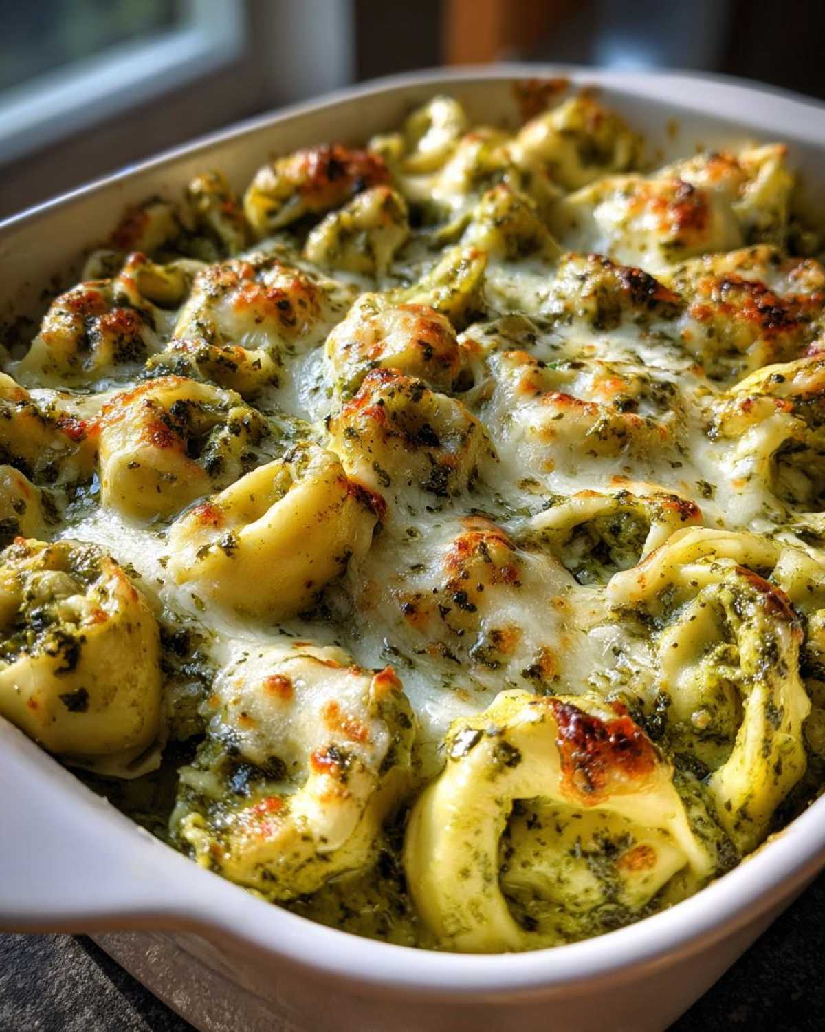 Pesto Tortellini Bake (5-Ingredient) - detail 1
