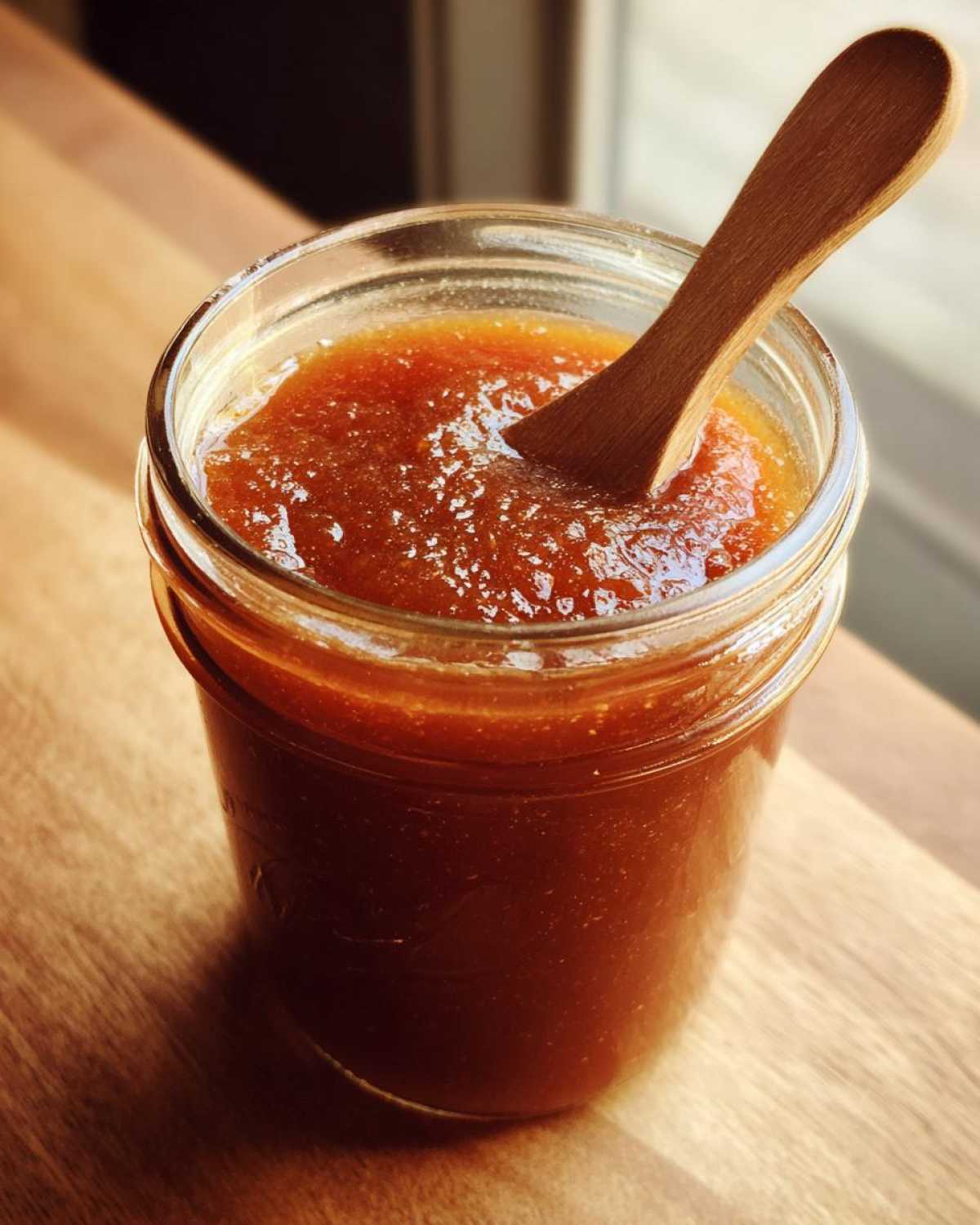 Slow Cooker Apple Butter - detail 1