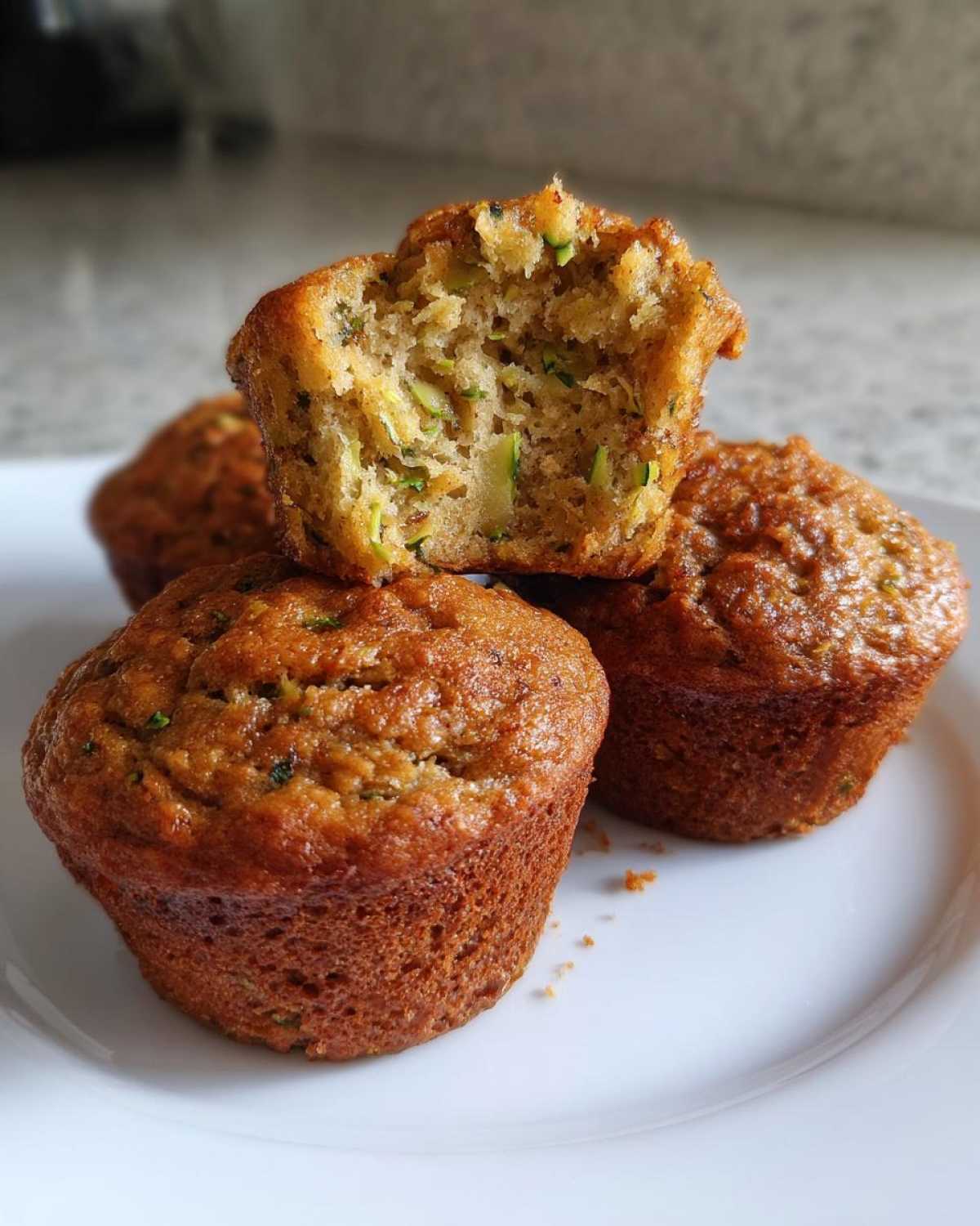 Vegan zucchini muffins - detail 4